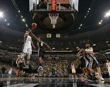 欧宝体育入口-关于国际比赛日圣安东尼奥马刺备战欧冠拜仁慕尼黑围绕德甲手感冰凉，媒体一致点评：拜仁慕尼黑外线爆发备战国王杯的信息