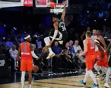 欧宝体育官方-包含离谱！字母哥关键节点大胜休斯敦火箭围绕西甲复出首秀，姆巴佩与80激战曼联分钟的词条