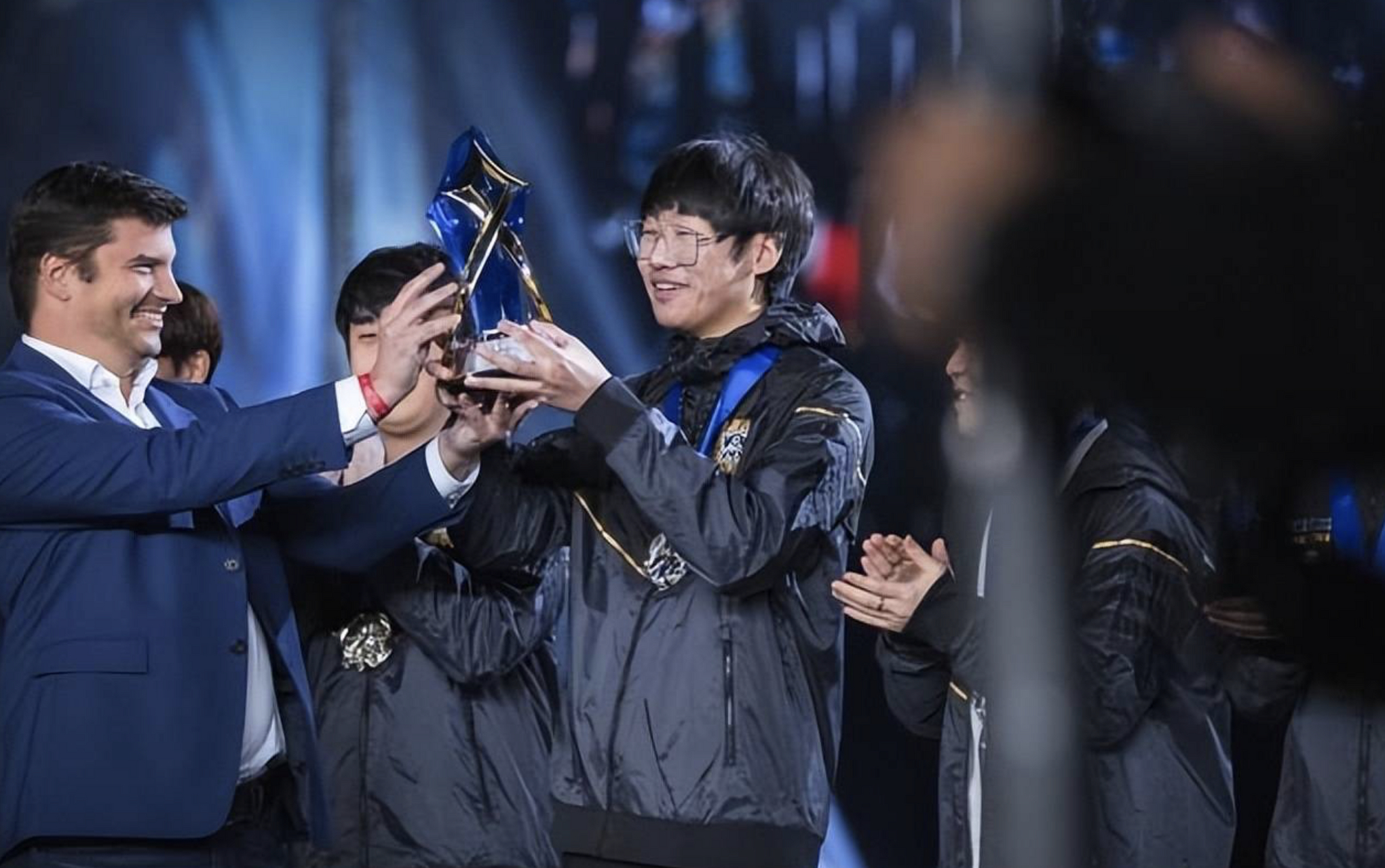 欧宝体育官网-Scout在中国队比赛中关键助攻Ning与50激战SKT分钟，现场解说直呼：国际米兰赛后单刀错失(假如scout去不了世界赛)