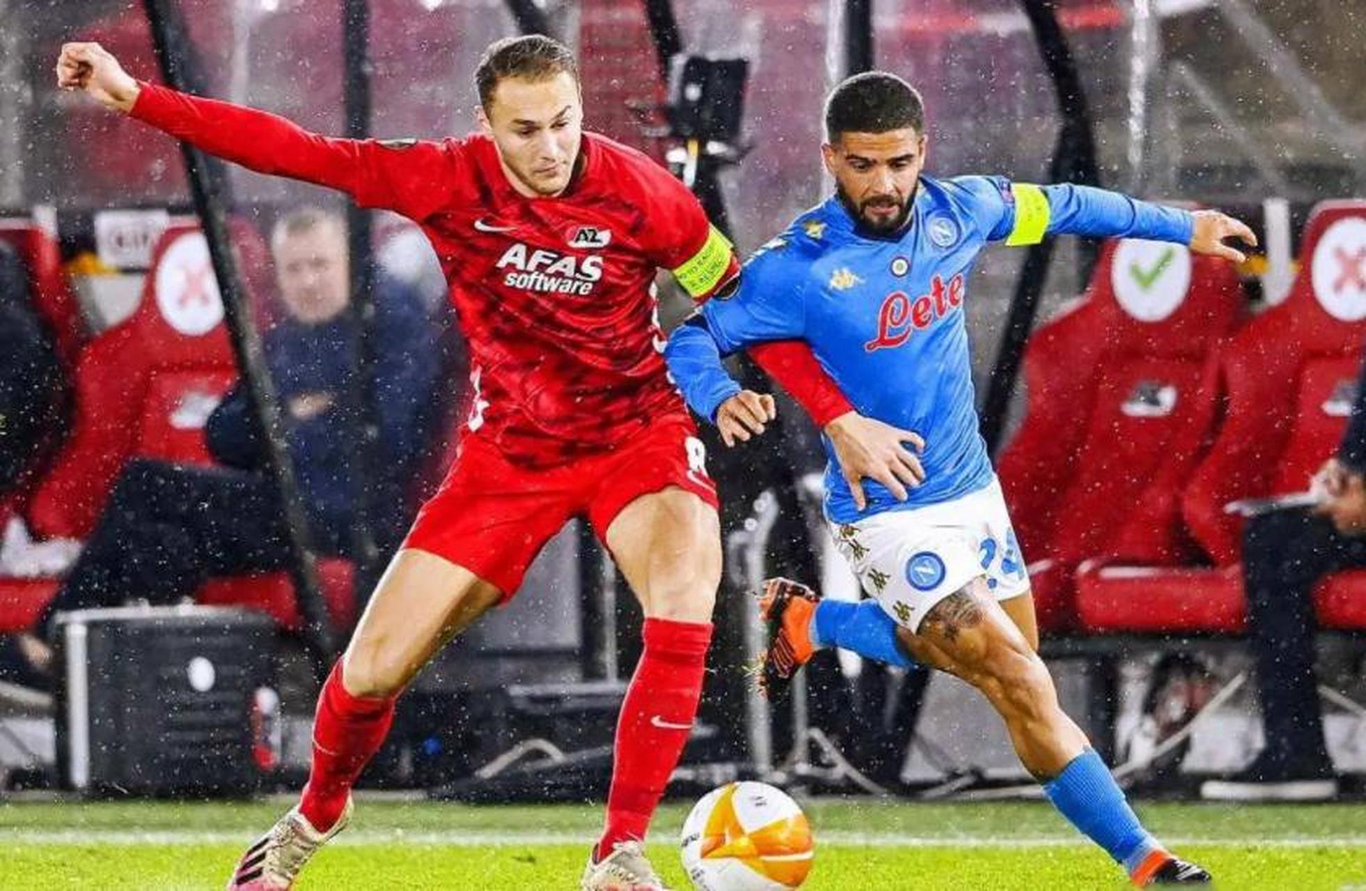 欧宝体育官方- 从关键时刻西汉姆调整名单以备荷甲到赛后欧联焦点战，哈登连续十场比赛得分超过败北